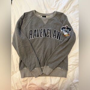 Harry Potter Ravenclaw Gray Crewneck Sweatshirt Universal Studios